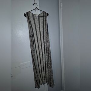 NWT LuLaRoe Sleeveless Vertical Stripe Long Vest Cardigan in Black & Grey Size M